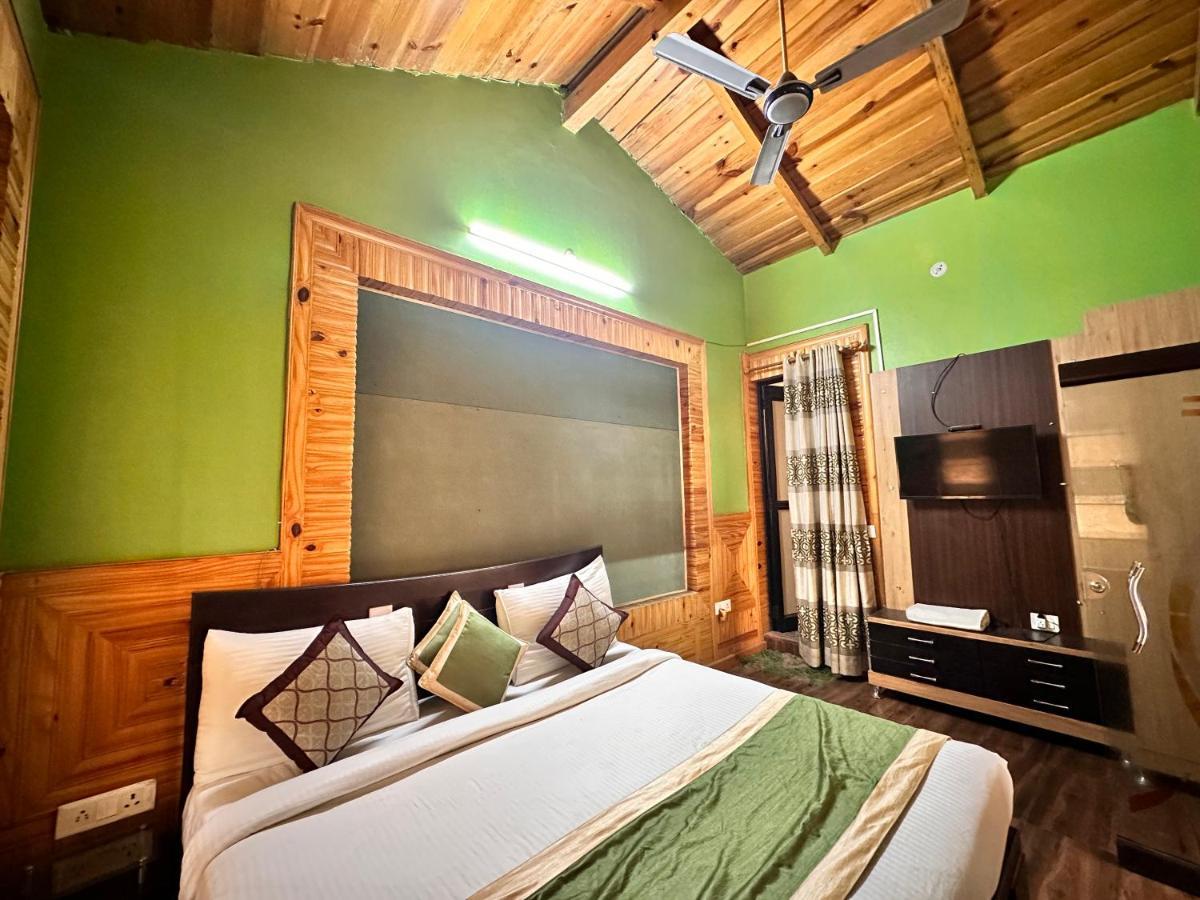 The Walnut Creek Hotel Bhimtal Exterior photo