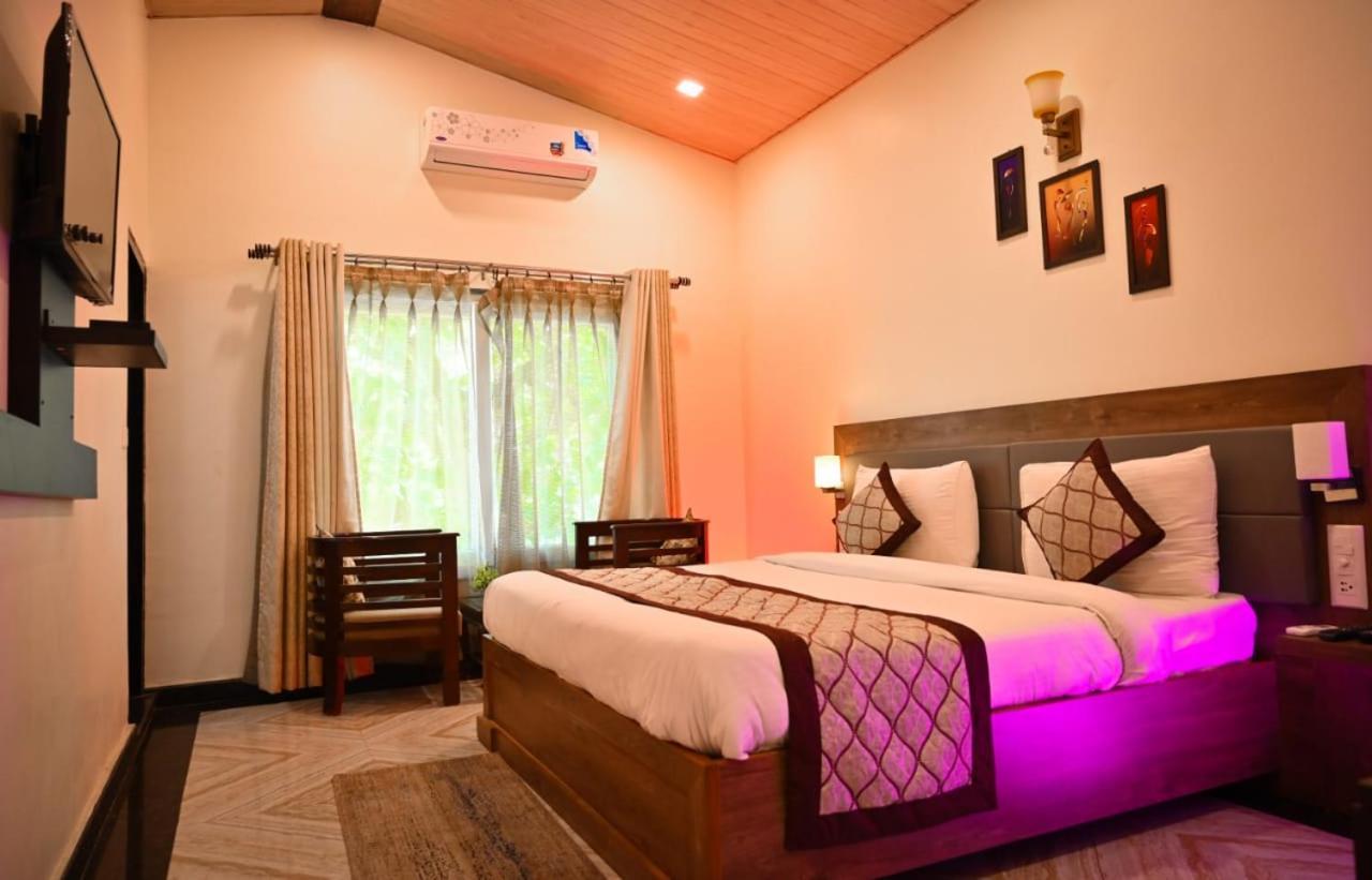 The Walnut Creek Hotel Bhimtal Exterior photo