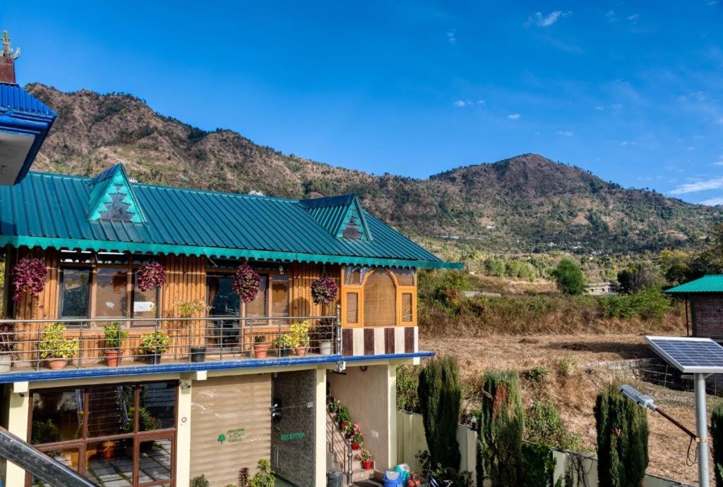 The Walnut Creek Hotel Bhimtal Exterior photo